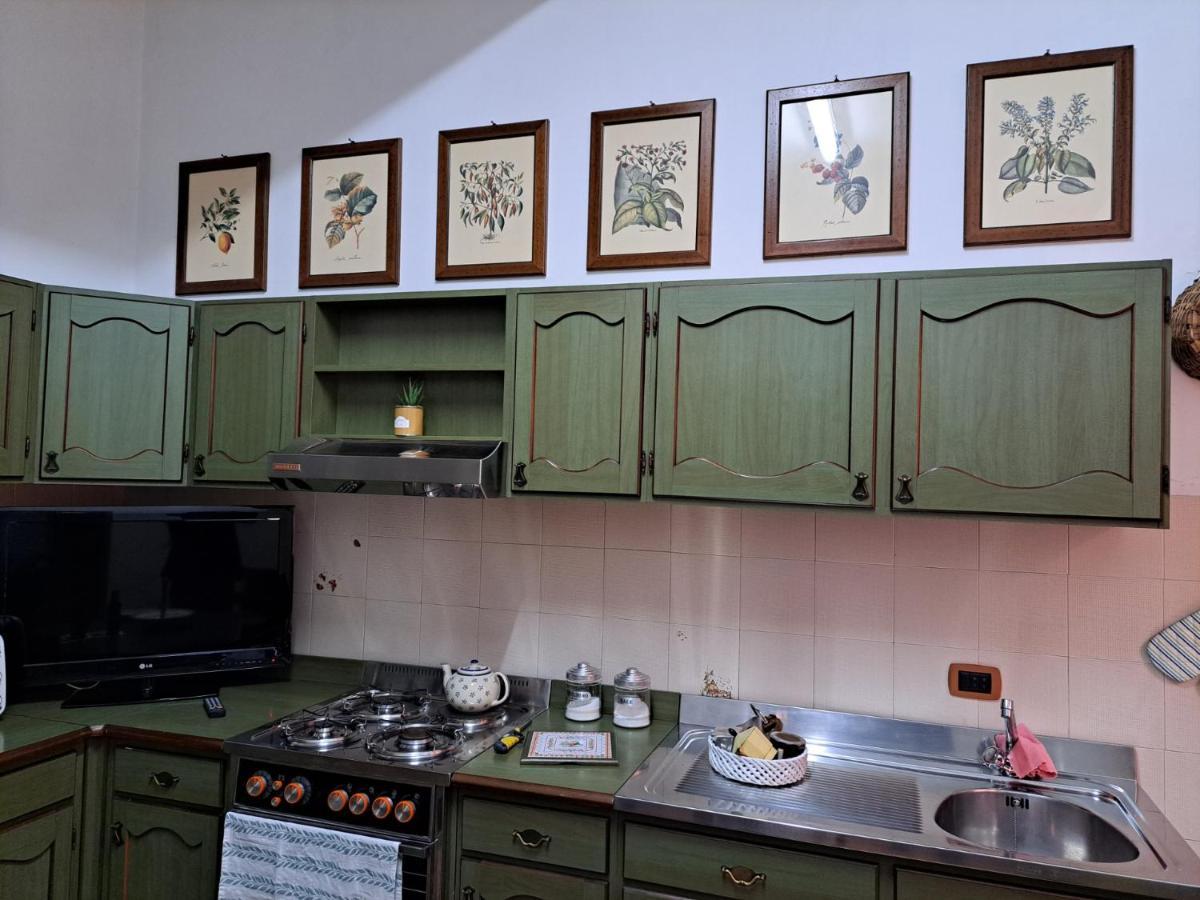 Appartamento Il Vecchio Piano Castrovillari Esterno foto
